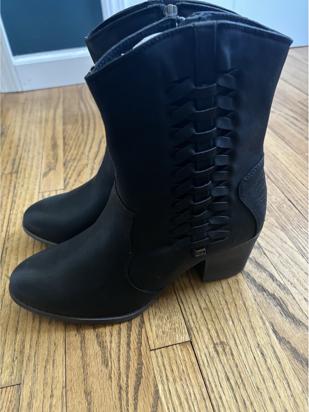 Billabong Pull Me Up Boot Women’s Size 9
